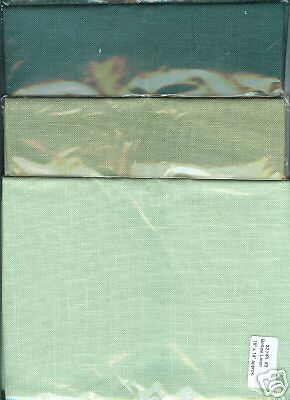 32CT/32HPI BELFAST LINEN LOT 3 PIECES 18 x 14 APPROX  