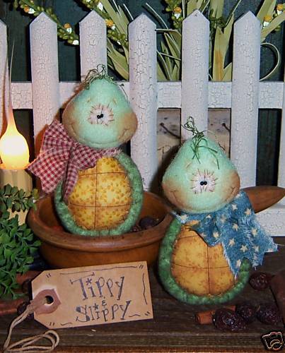 Primitive Raggedy Garden Turtle Ornies Doll Pattern 477  